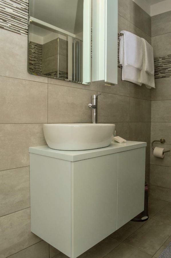 Meltemi Beach Apartments Milatos Bagian luar foto